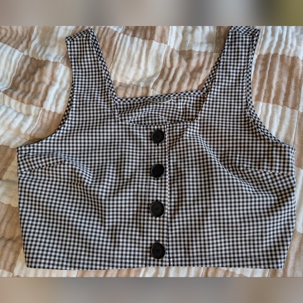 Wayre | Square Neck Button Front Tank